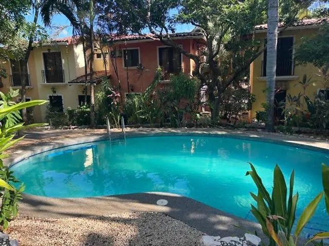 Apartamento Centric, Clean, Safe, With Pool & Monkey Visitors